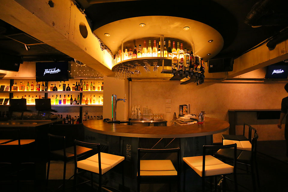 تويتر Rockaholic下北沢 毎日朝5時まで営業中 على تويتر 朝まで飲みたい方必見 まだまだ飲み足りない方 朝まで飲みたい方 Music Bar Rockaholic下北沢は毎日朝5 00まで営業中 曲のリクエスト可能 チャージ料金や入場料は無料 ダーツもプレイすること