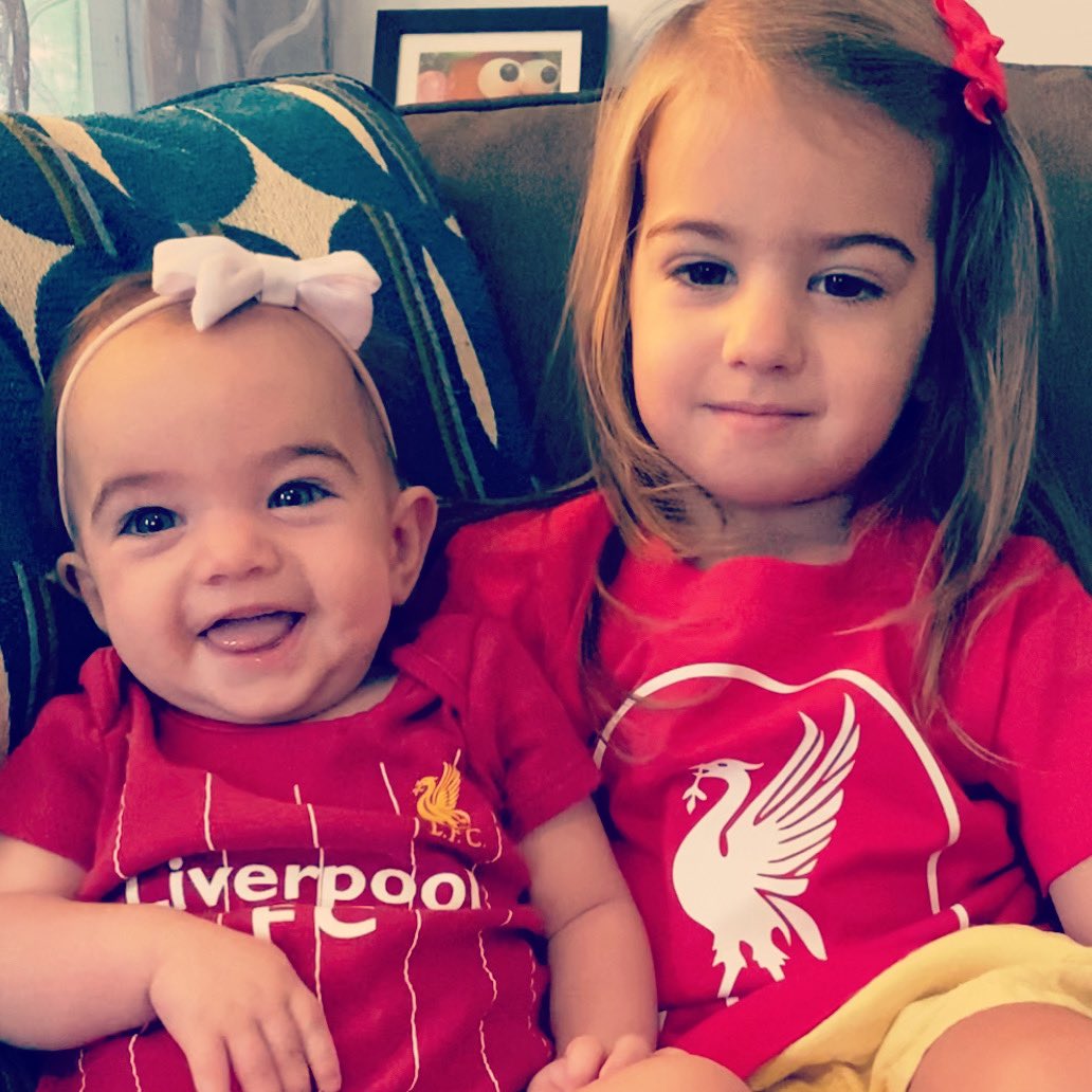 Our littlest fans are ready for a Monday match! Let’s go <a href="/LFC/">Liverpool FC</a>!               #LIVMUN #MyPLMorning <a href="/PLinUSA/">Premier League USA</a>