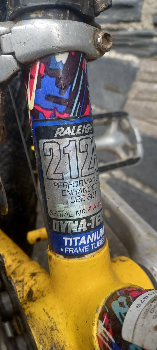 wheelism's tweet photo. A dull day in the Welsh mountains just got a whole lot brighter! 

In for repair and I'm wondering whether or not to mention the XT thumbshifters I have hidden away. 🤔 😁

#Raleigh #Dynatech https://t.co/8HSyw2v9l0