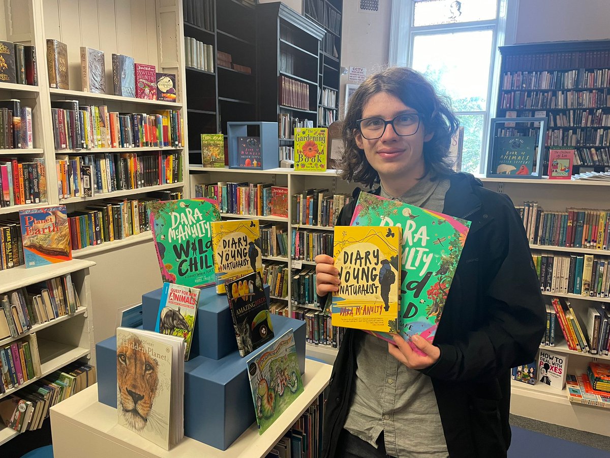 thelinenhall's tweet photo. We were delighted to have Dara McAnulty - @naturalistdara in the library today for our #YearsofHope panel. Dara kindly signed our copies of his amazing books! https://t.co/QtDC5ISElL