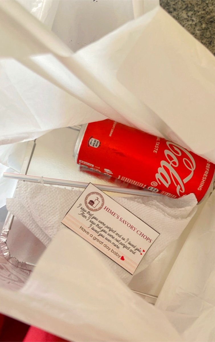 ChopsHime's tweet photo. Good day guys! 
Lunch packs will be available tomorrow 
-N2800 
-N3100 with drink 
We have cute cheesy notes too if you’d like to brighten up someone’s day!🥰
Send us a DM to reserve yours😁 https://t.co/UYdzWyDxwM
