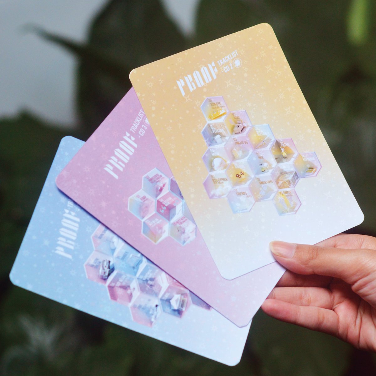 selfprod_id's tweet photo. Proudly presents our second PROOF product!!!

- PROOF Artprint -

Rp 22.000,-

Size : A6, fin and sparkle.

SHOP via DM, Shopee or Tokopedia starts NOW!! Click link on the bio or our Shopee for FULL products edition 🔥🔥🔥

Happy shopping! 💜

#YourMomentByUs https://t.co/QuQHsLBDHm