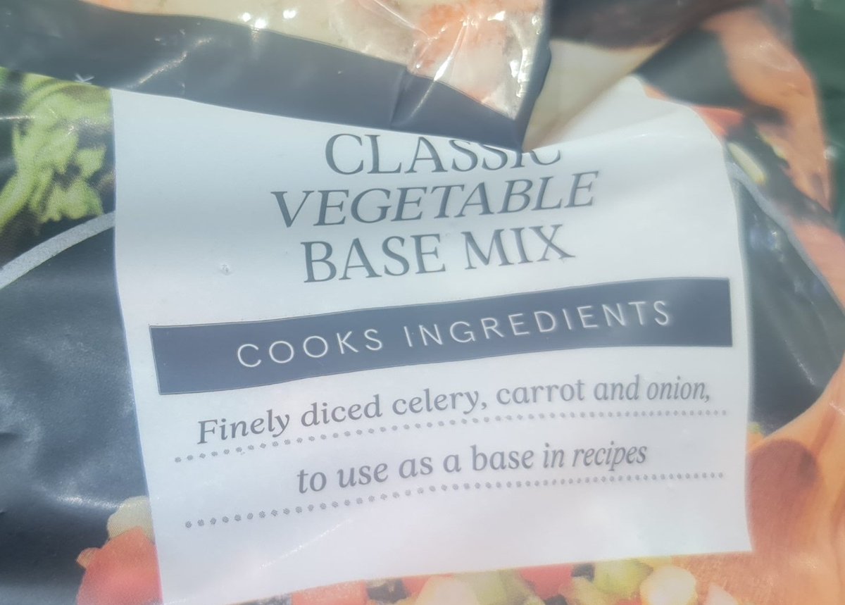 elderpegasus's tweet photo. I very much doubt this cooks ingredients, @Tesco
#punctuationfail https://t.co/vouamKB4p3