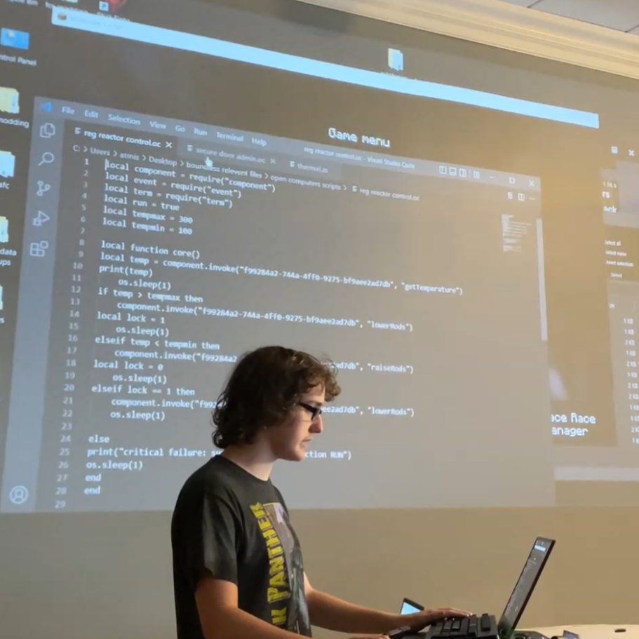 Bound2Connect's tweet photo. He built a nuclear reactor in #Minecraft, and when it kept overheating, he built an in-game computer to monitor it, which required some fancy #coding to make the two talk to each other. https://t.co/l0oTOS5be9