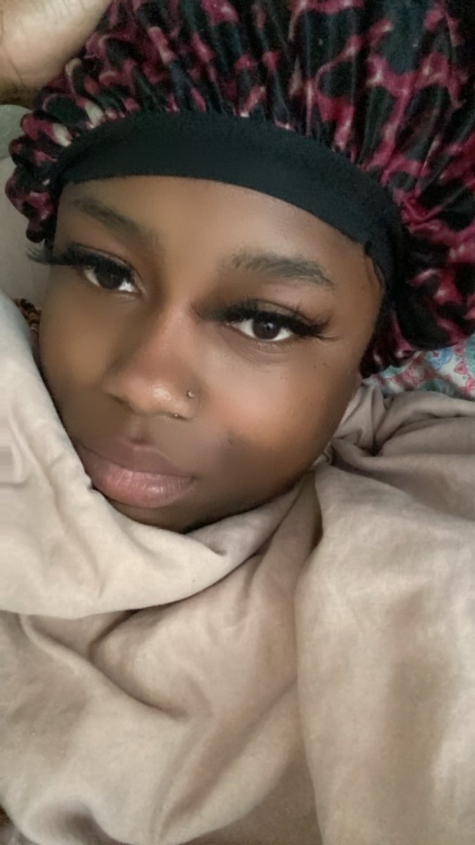 QGoddess4's tweet photo. Morning after a never again night ugh!! 😑 https://t.co/XmLPfysuyK