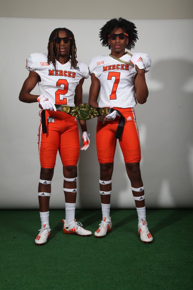 We could’ve been superstars !! 💪🏽💯 <a href="/jchart_/">JC Hart</a> #notcommited