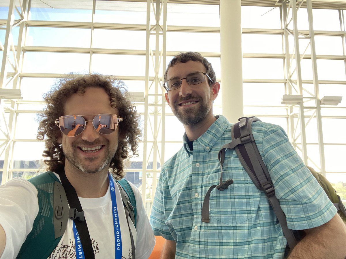 andrewwhite01's tweet photo. Made it to #ACSFall2022🙌 https://t.co/RSWLpvhzyG