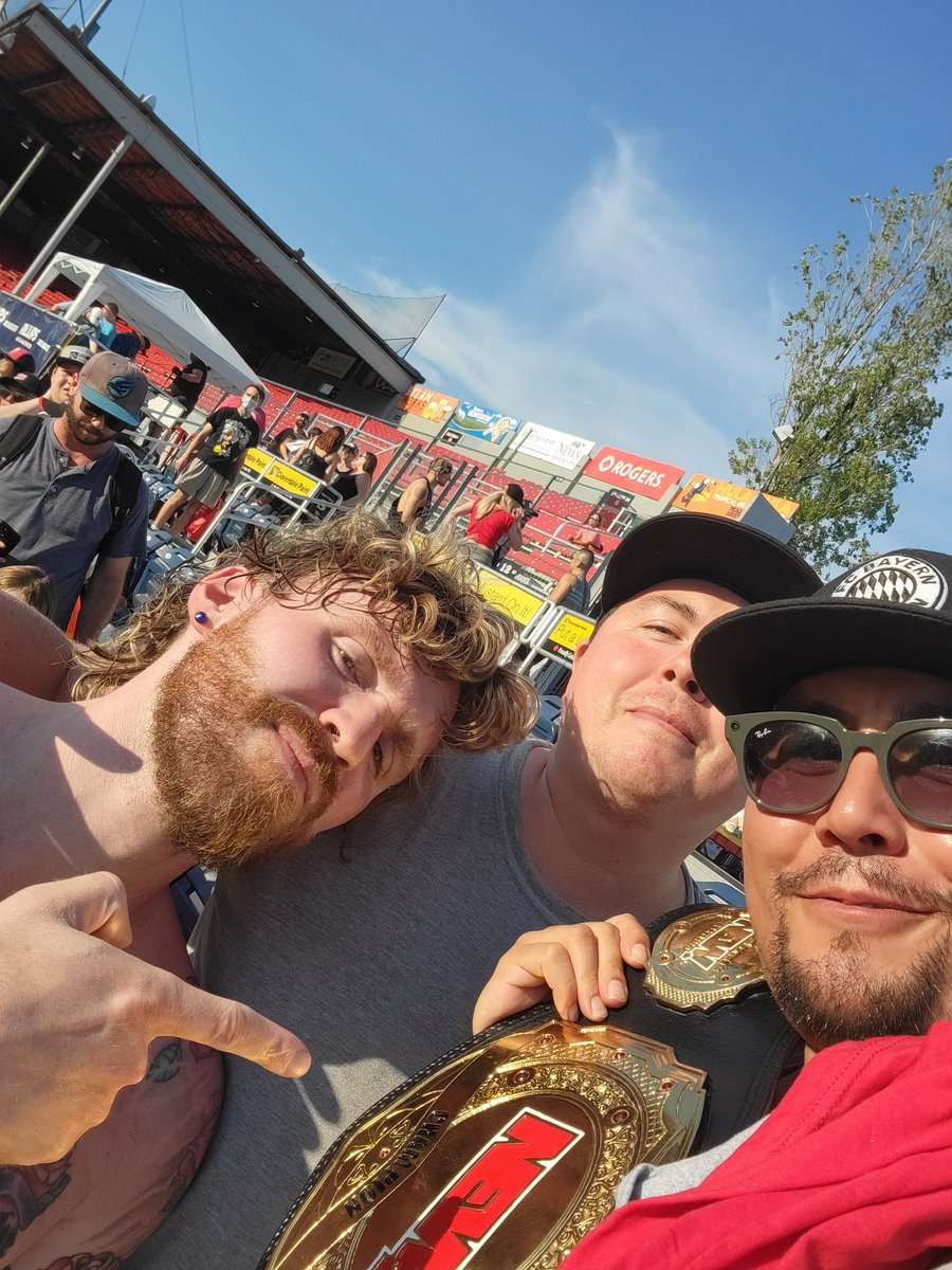 cojax99's tweet photo. @Evan_Rivers_ what an amazing match! Congrats on the win! I already can't wait until Sept! #NatBaileyStadium was buzzing! https://t.co/OUGp26BEUL