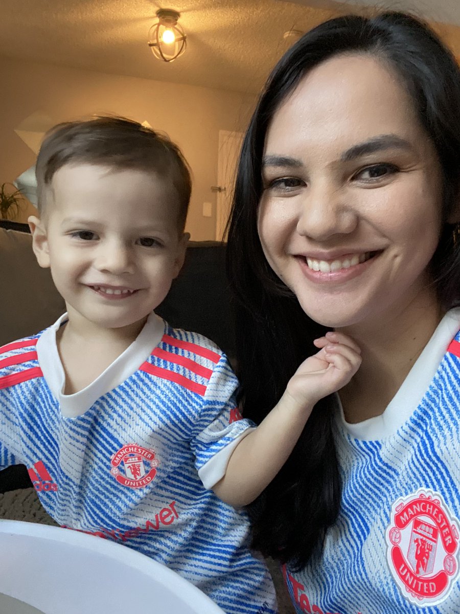annaread007's tweet photo. Let’s go @ManUtd  ❤️ #MyPLMorning @PLinUSA #mufc https://t.co/5CzJ3tmQ1V