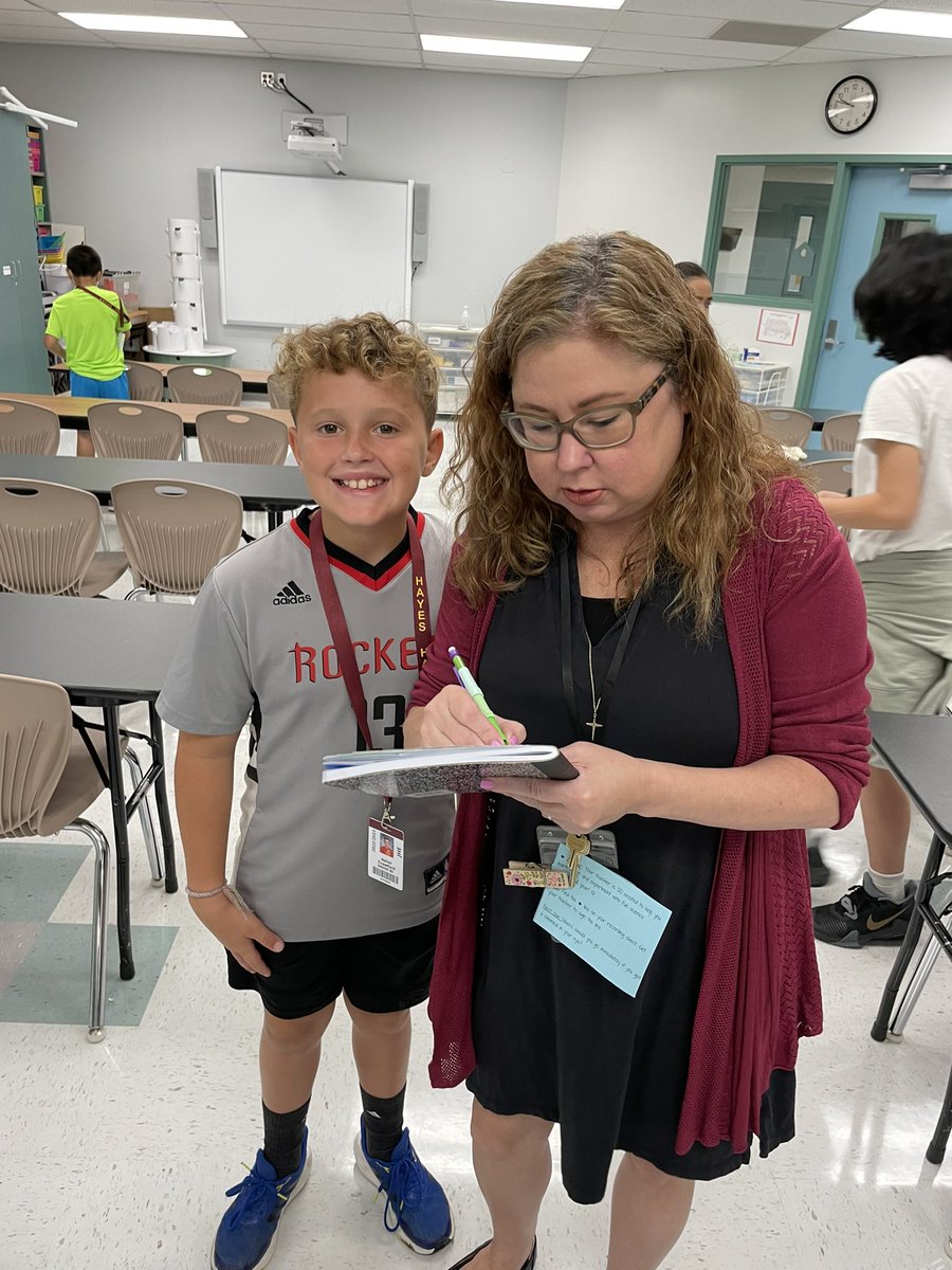 Mrs.Guajardo tweet media