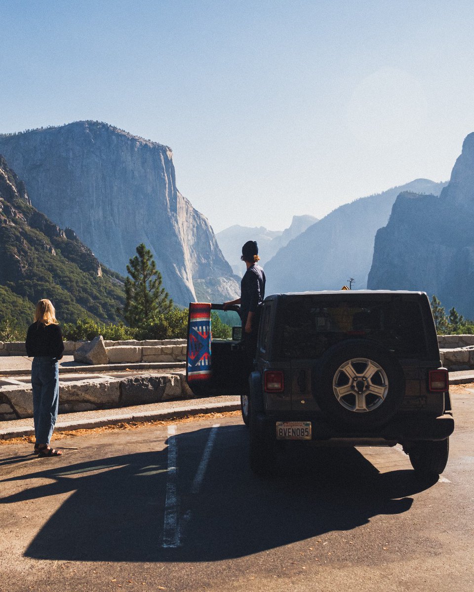 nomadixco's tweet photo. We're curious... when on a #roadtrip, which do you prefer?
π: Pulling over regularly to take in views. It's all about the journey.
π: No unnecessary stops. Keep on trekking to the day's destination.
#ownlessdomore #alwaysbringatowel https://t.co/hTz96UKHWP