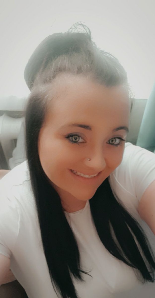 goddess_sierra's tweet photo. Get sending now subs i want to see u in pain and me laughing at you 💸 https://t.co/Y8dcYKw1CO