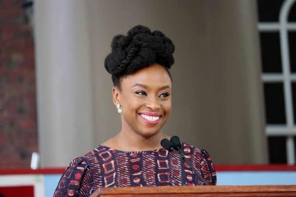 MahRha_SilVer's tweet photo. "I am Nigerian because a white man created Nigeria and gave me that identity. I am black because the white man constructed black to be as different as possible from his white.
But I was Igbo before the white man came."

- Chimamanda Ngozi Adichie https://t.co/GnX7lBoRui