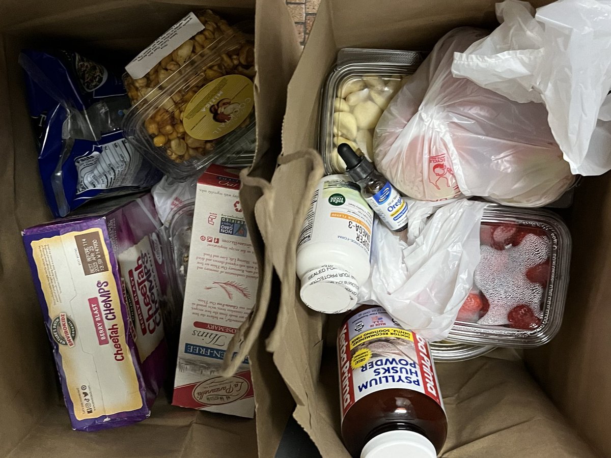 MichigansMAC's tweet photo. Last week, we:

☀️ Rescued 973 pounds of food
☀️ Delivered to 47 households
☀️ Donated to three community fridges

We're helping the world and each othee. Can you help? https://t.co/1EVZ82Wn1K