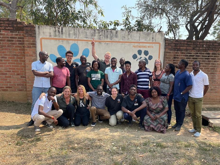 LukeGamble's tweet photo. Back in Malawi! I’m at the clinic in Blantyre, where our dedicated team are always on hand to treat any sick or injured animals that need our help. Last year, we treated over 81,000 animals around the world, thanks to the generous support of our partners, donors, and volunteers! https://t.co/BuFXYbiMwh