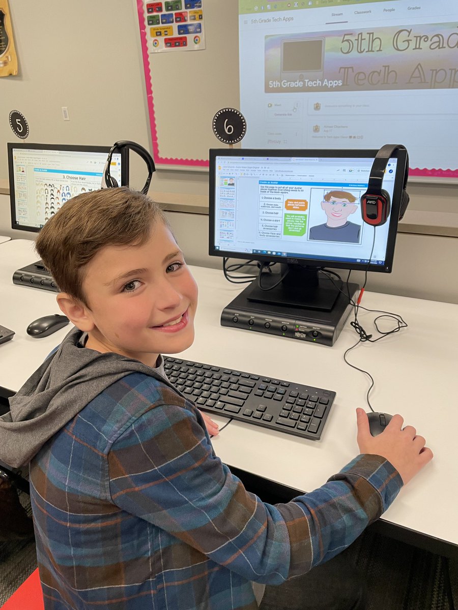 BroncoTech's tweet photo. 5th graders are enjoying making their avatars in the computer lab! https://t.co/Kzmg7TIOpm