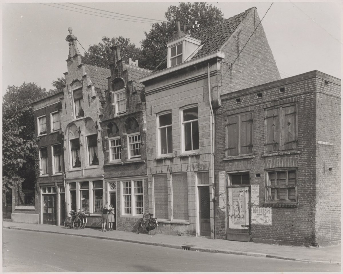 ARCHIEFWIJZER AFGELAST | Kadaster: een rijke bron voor huizenonderzoek

Helaas kan de archiefwijzer op 3 september niet doorgaan. Op deze manier willen we iedereen inlichten die van plan was om te komen. De eerstvolgende archiefwijzer vindt plaats op 1 oktober. Tot dan!