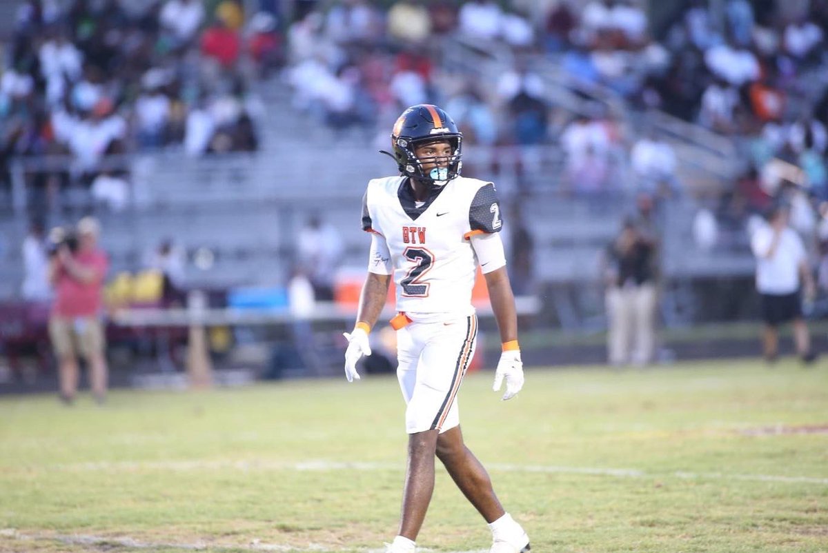 _zfonzo's tweet photo. trillest year🦍 #lastride  #letsgodeep https://t.co/WickKmzudp