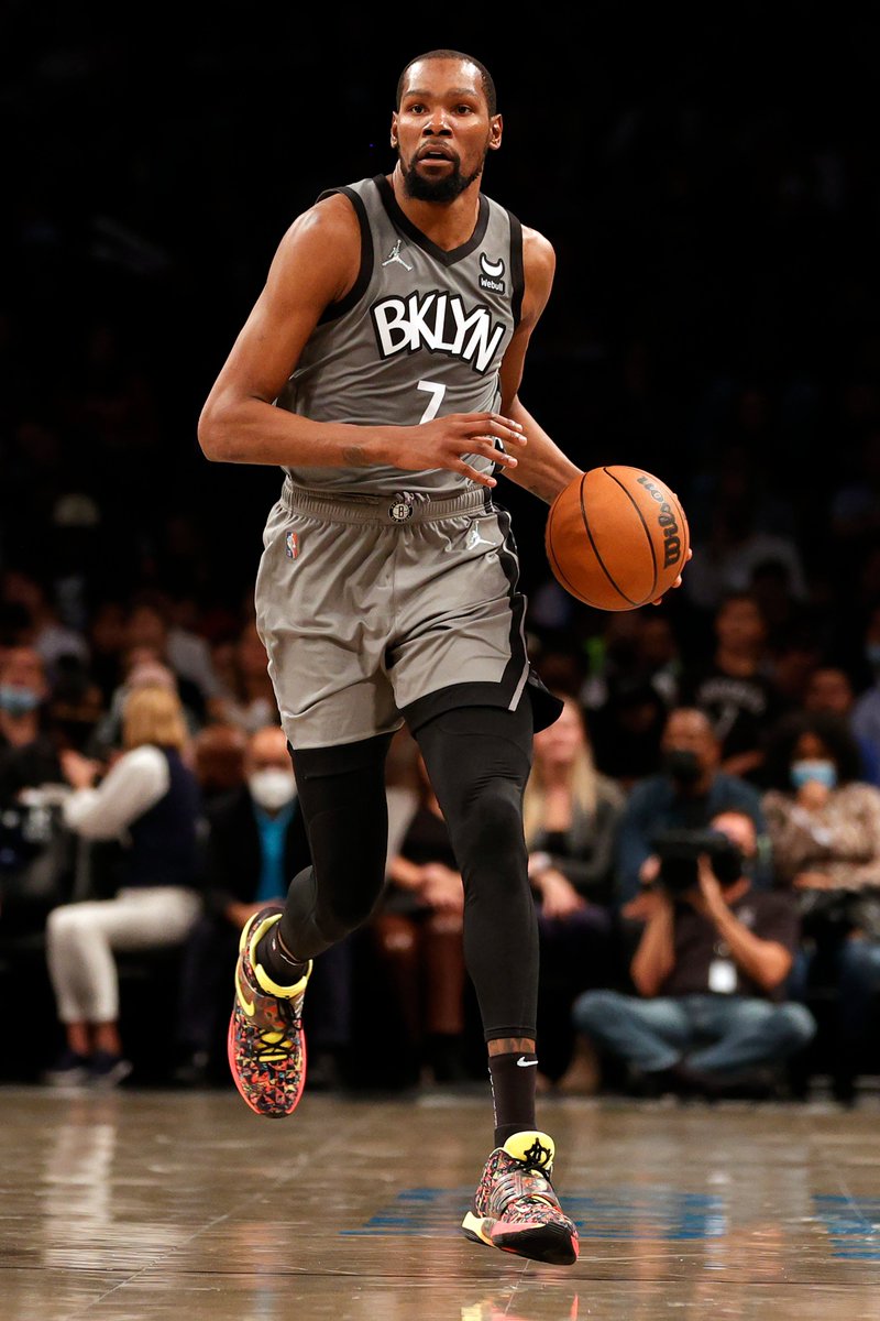 BleacherReport's tweet photo. The Milwaukee Bucks and Denver Nuggets inquired with the Nets earlier this summer to 'gauge the price tag' for Kevin Durant, per @ShamsCharania https://t.co/IxGRcJUbwA