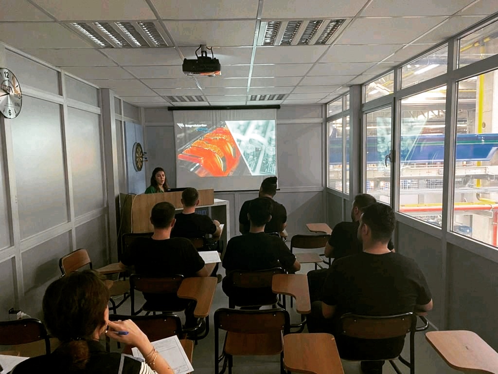 aygersanAS's tweet photo. İşe yeni başlayan çalışanlarımız ile oryantasyon programımızı gerçekleştirdik. Kendilerine çalışmalarında başarılar dileriz.
#aygersan
#oryantasyon https://t.co/6PA71Rmwln