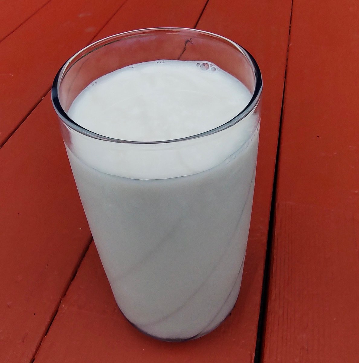 #AVCcalendar Happy #WorldPlantMilkDay! What's your favorite type of nondairy milk?