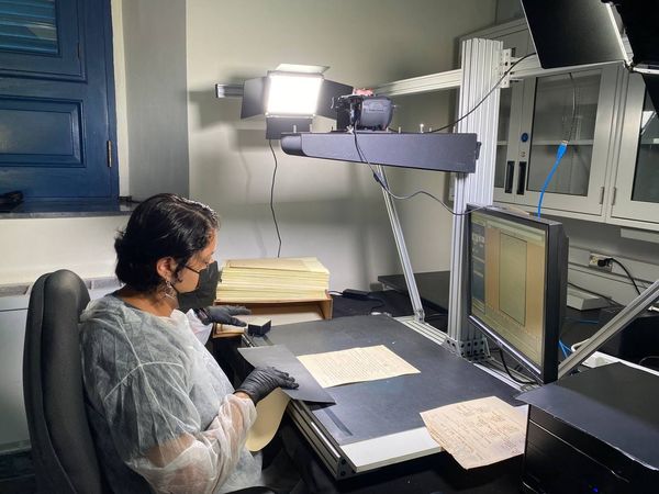 Campechada's tweet photo. @icppr Iniciaron los trabajos de digitalización, con el apoyo de Family Search, en el Archivo General de Puerto Rico. El primer grupo de documentos a digitalizar son expedientes de personas reclutados para trabajar en el Departamento de Educación entre 1905 a 1950. https://t.co/6JeMWM6ZYc