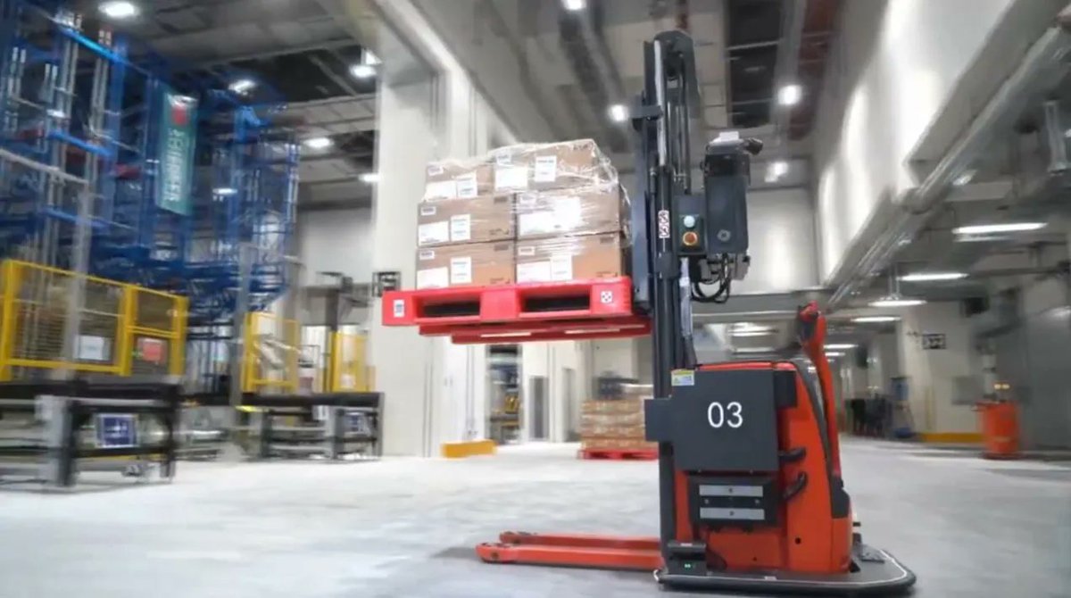 KyleThill's tweet photo. Autonomous Forklifts Launched in TKO Innopark
The autonomous #forklift trucks have been deployed on each floor in AMC to shift materials in and out,
More https://t.co/Ygz25Eu4I6 #therehere https://t.co/Swefrcjhnv