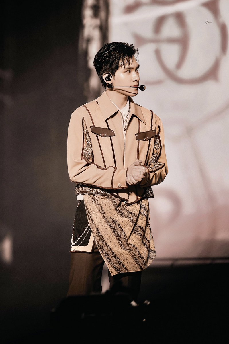 #HENDERY #黄冠亨 #헨드리 
#WayV #威神V #웨이션브이