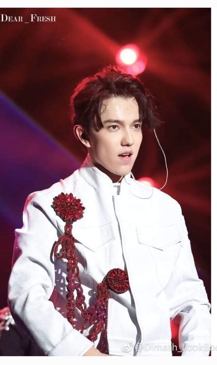 DearMayganMJFan's tweet photo. If Mozart and Michael Jackson had a baby.....you would get Dimash.
He's a Legend! 👑
#BeWithMe #FlyAway #Dimash_Okey ❤️ https://t.co/MfPv6iAeK3