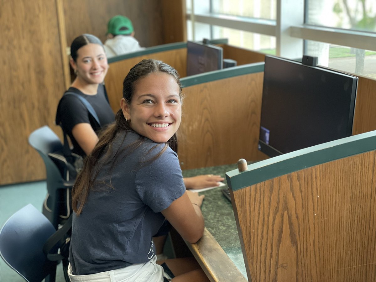 FAULibraries's tweet photo. Happy first day of classes, owls! 🦉📚🎉 

FAU Libraries are here to help you with research and classes, or when you just need a quiet place to study or an advice. 

#FirstDayOfSchool #faulibraries https://t.co/nriTgrI0JB