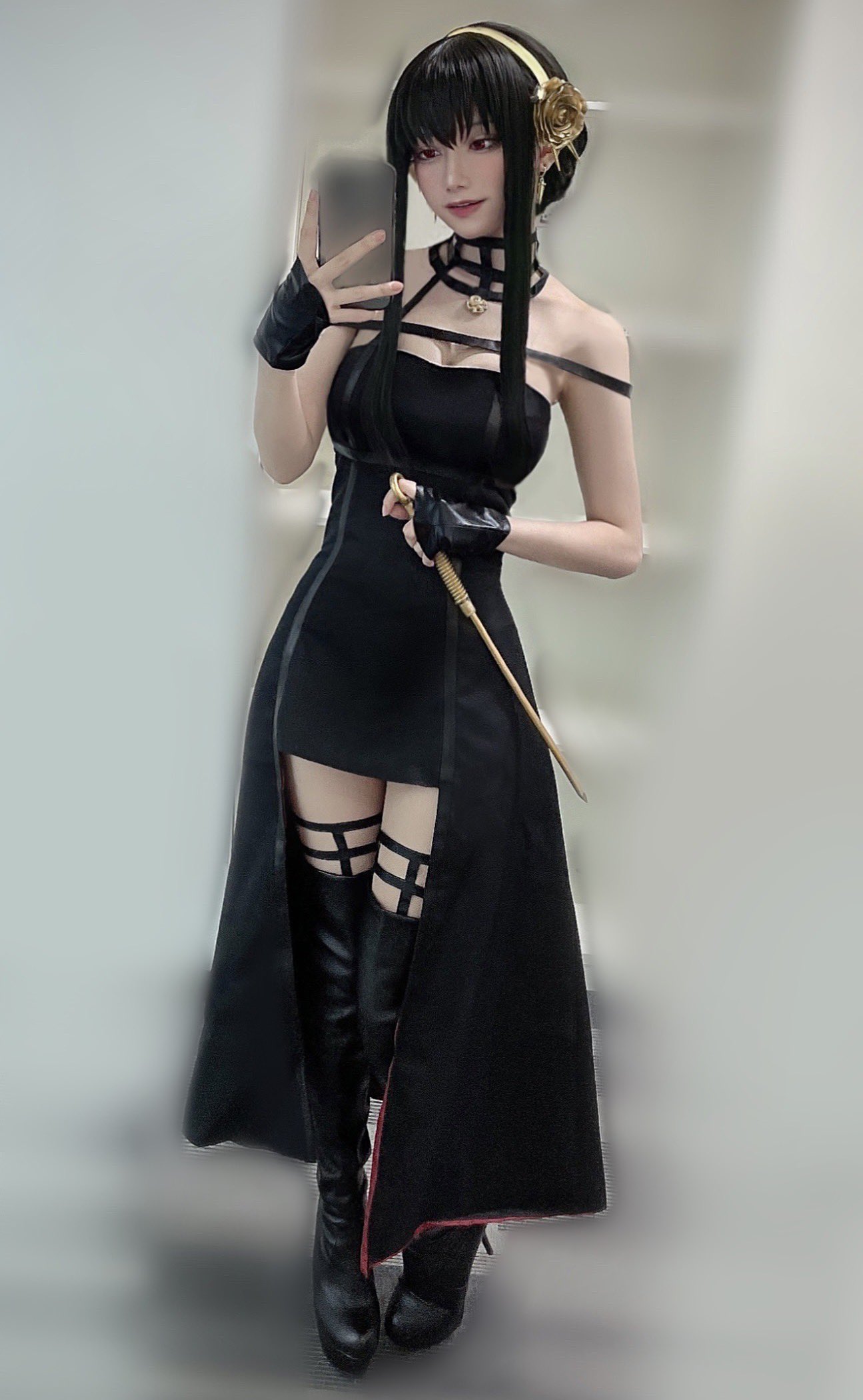 akari akase cosplay yor spy x family