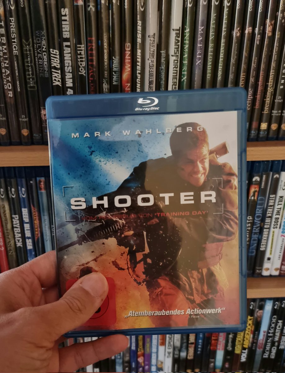 MrMullder's tweet photo. Shooter (2007)

Für mich einer seiner besten Filme #MarkWalberg https://t.co/npGEbgwlW7