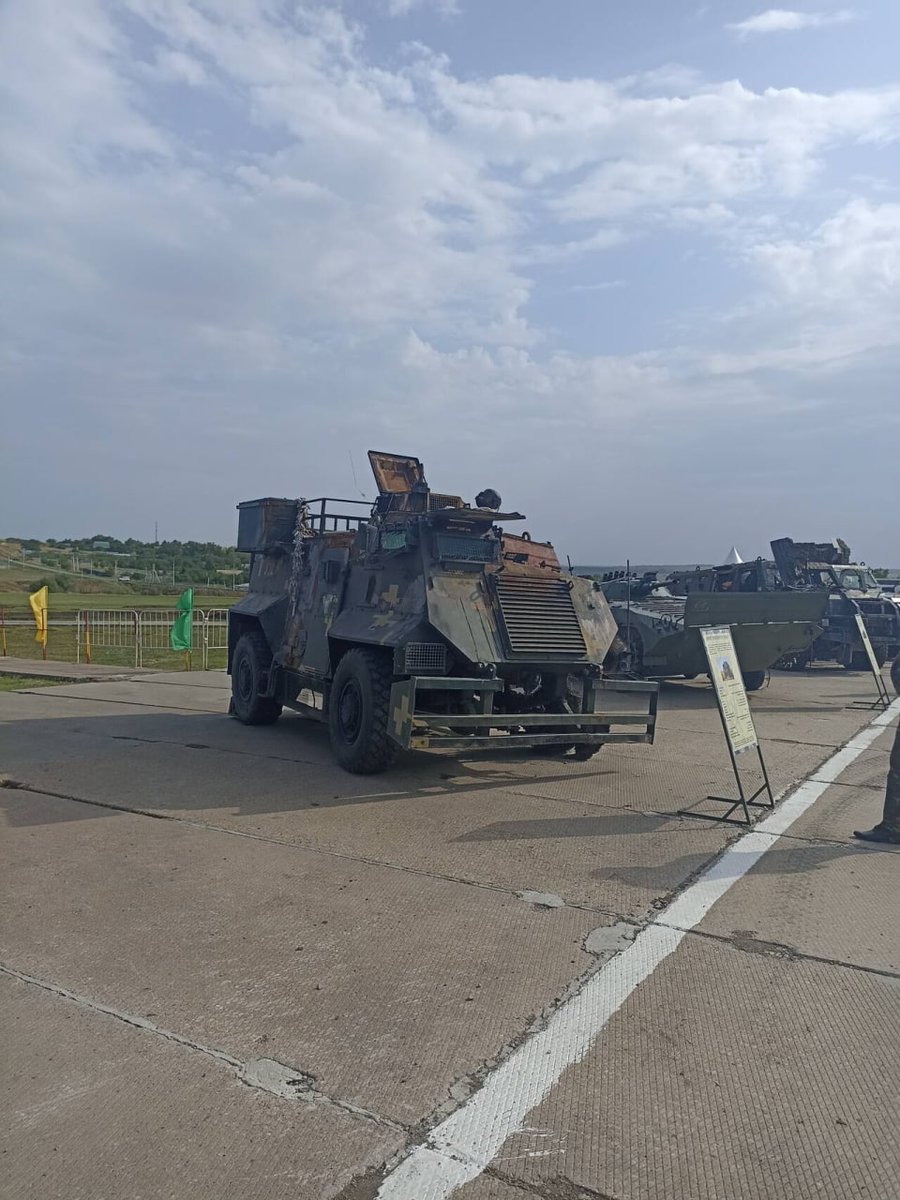 KorsasErik's tweet photo. The #RussianArmy seems to have mostly displayed Captured #Ukrainian equipment at the #ARMY2022 forum over #Russia. Guess they don't have much else to show.. #T-64B1M, #BMP1U #Shkval and #BMP-1, #BTR3E, #British #armoredpersonnelcarrier #AT105 #Saxon & #Cossack2. #Ukraine #Putler https://t.co/d5BnzJmXvT