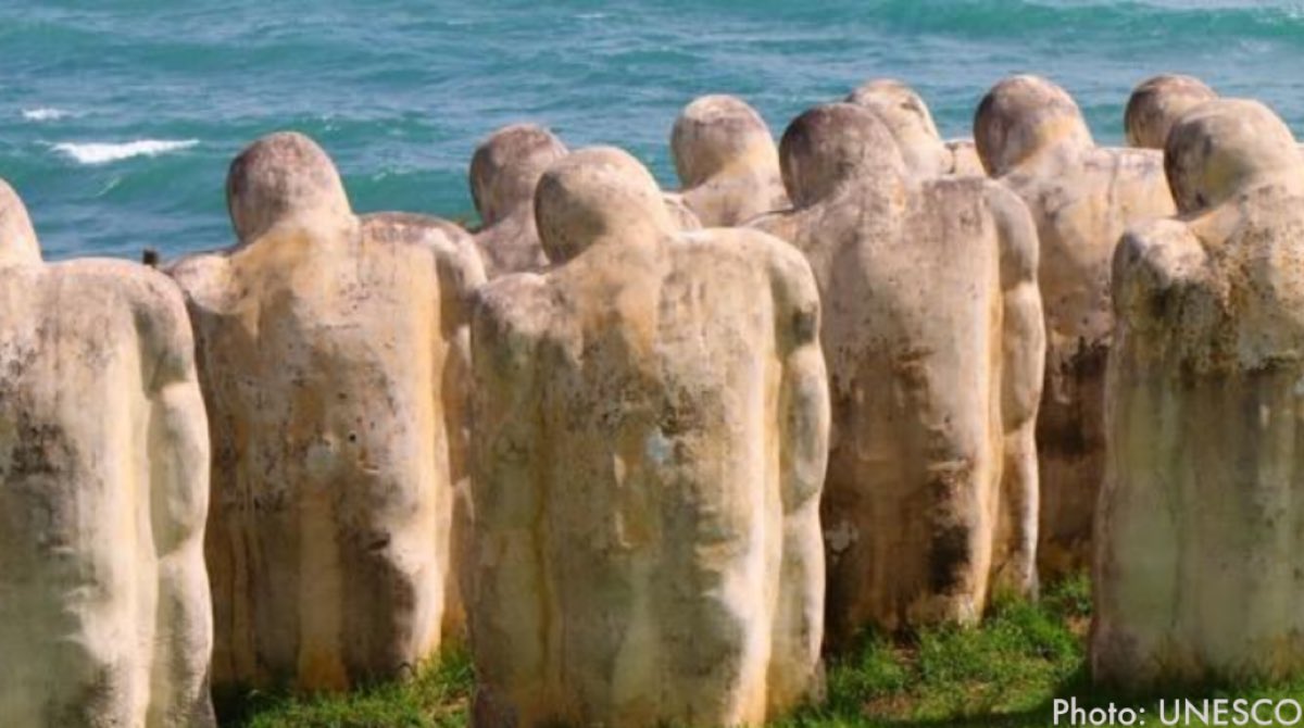 ONU_fr's tweet photo. Une insurrection du 23 août 1791 à Saint Domingue joua un rôle déterminant dans l'abolition de la traite négrière transatlantique.

Nous honorons mardi la mémoire des hommes &amp; des femmes qui ont ouvert la voie de la fin de l’esclavage. https://t.co/ZxOrXMEf0B via @UNESCO_fr https://t.co/ZIr69mcnZQ