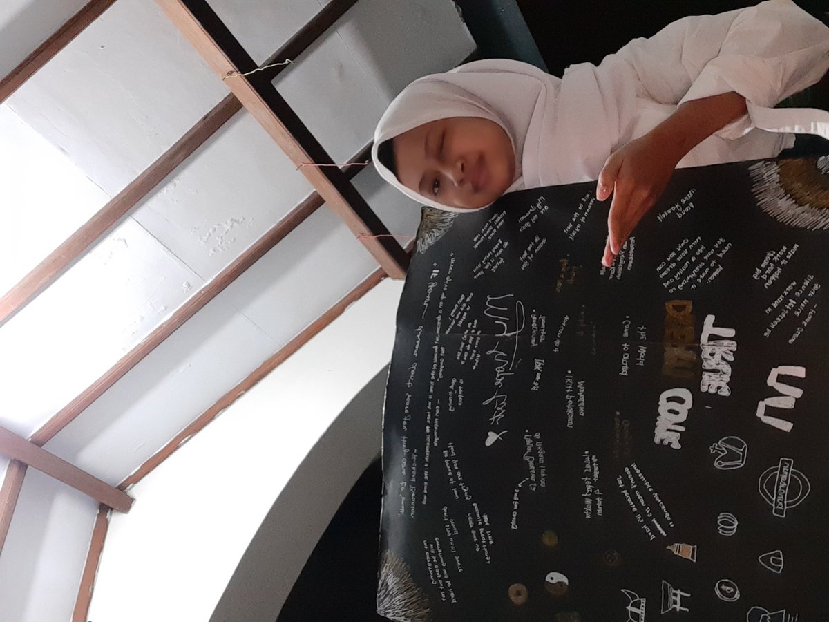 Megurowsan's tweet photo. 𝐘𝐨𝐮 𝐜𝐚𝐧 𝐝𝐨 𝐢𝐭, 𝐲𝐨𝐮 𝐚𝐫𝐞 𝐬𝐭𝐫𝐨𝐧𝐠 𝐣𝐮𝐬𝐭 𝐛𝐞 𝐲𝐨𝐮𝐫𝐬𝐞𝐥𝐟. 𝐇𝐚𝐧𝐠 𝐢𝐧 𝐭𝐡𝐞𝐫𝐞, 𝐭𝐡𝐞𝐫𝐞 𝐢𝐬 𝐬𝐭𝐢𝐥𝐥 𝐭𝐨𝐦𝐨𝐫𝐫𝐨𝐰. -𝐩'𝐭𝐚𝐲💙

#PKKMBUM2022  #UniversitasNegeriMalang #Day5pkkmbum2022 #mahasantuy 
@UM_1954 @BEMUMOfficial https://t.co/mDNsH2uV6h