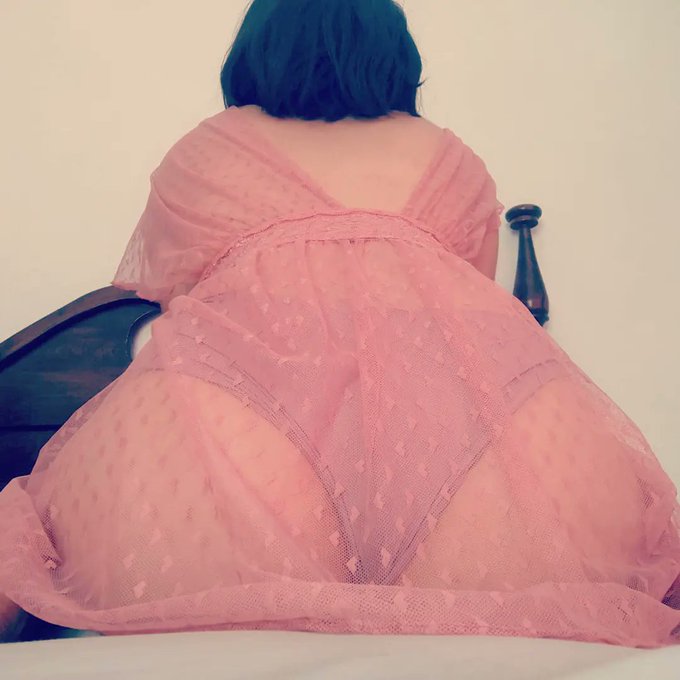 Retwitt y me quito la bata 🤭❤️ https://t.co/xvPgwHyRmg<a href="/tag/only18"class="tags"><span>#only18</span></a>