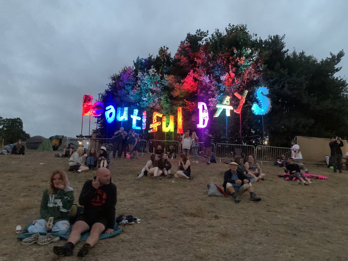 dave WilliamsDS tweet media