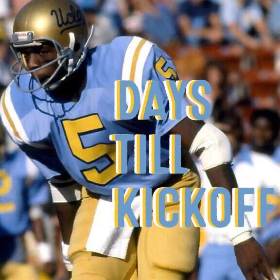 LastWordOnCFB's tweet image. We are Kenny Easley days away from #collegefootball #kickoff. 
Easley has been called the finest safety in football history. While at @UCLAFootball he had 19 INT &amp;amp; 374 tackles. He also returned punts &amp;amp; kickoffs, &amp;amp; briefly, punted. #CountdownToKickoff #5Days