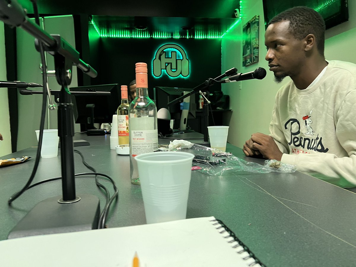 Ugo_Virtuoso's tweet image. #highlyunique #radio