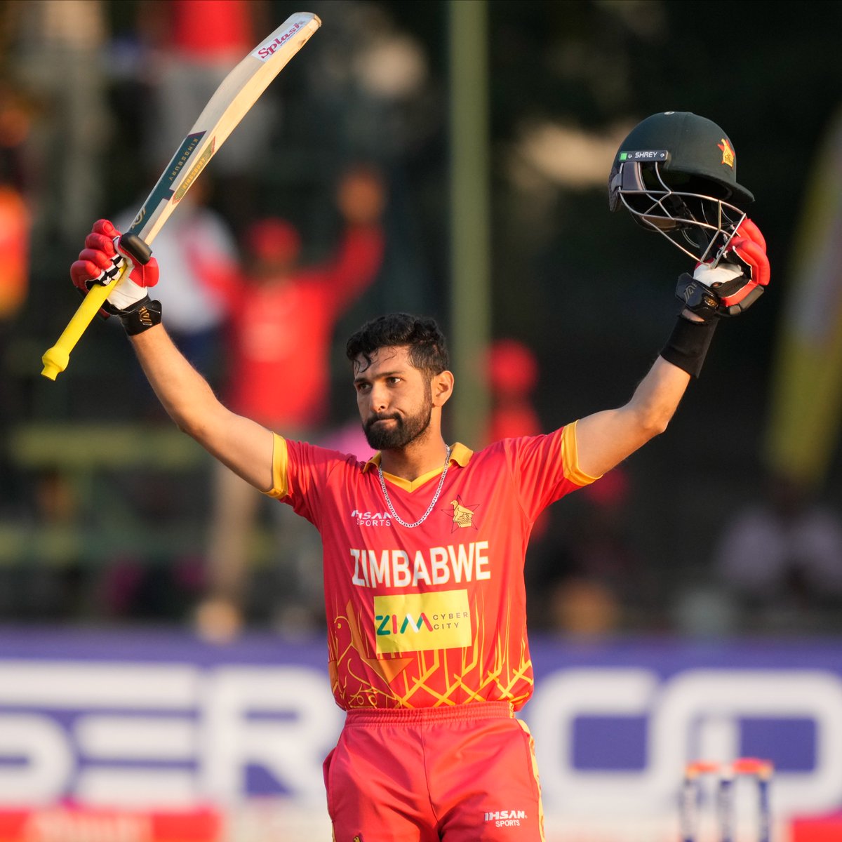cricinfo's tweet photo. Spare a thought for this incredible, magical player 🙌

Sikandar Raza did not deserve to be on the losing side today 💔

#ZIMvIND LIVE ▶️ https://t.co/QFQpEUCGtT https://t.co/OD8QqoRRnk