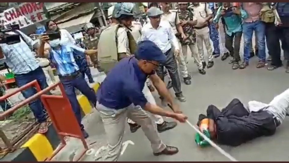 #system तेरी अब खैर नही ।
#studentteacher ने बगावत कर ली है।
नादान ना समझ बुजदिल इनको।
लहरो ने बगावत कर ली है। 
#NitishKumar 
#TejasviYadav 
#7th_Phase_On_STET_Marks_In_August
#7th_चरण_प्राथमिक_विज्ञप्ति_जारी_करें