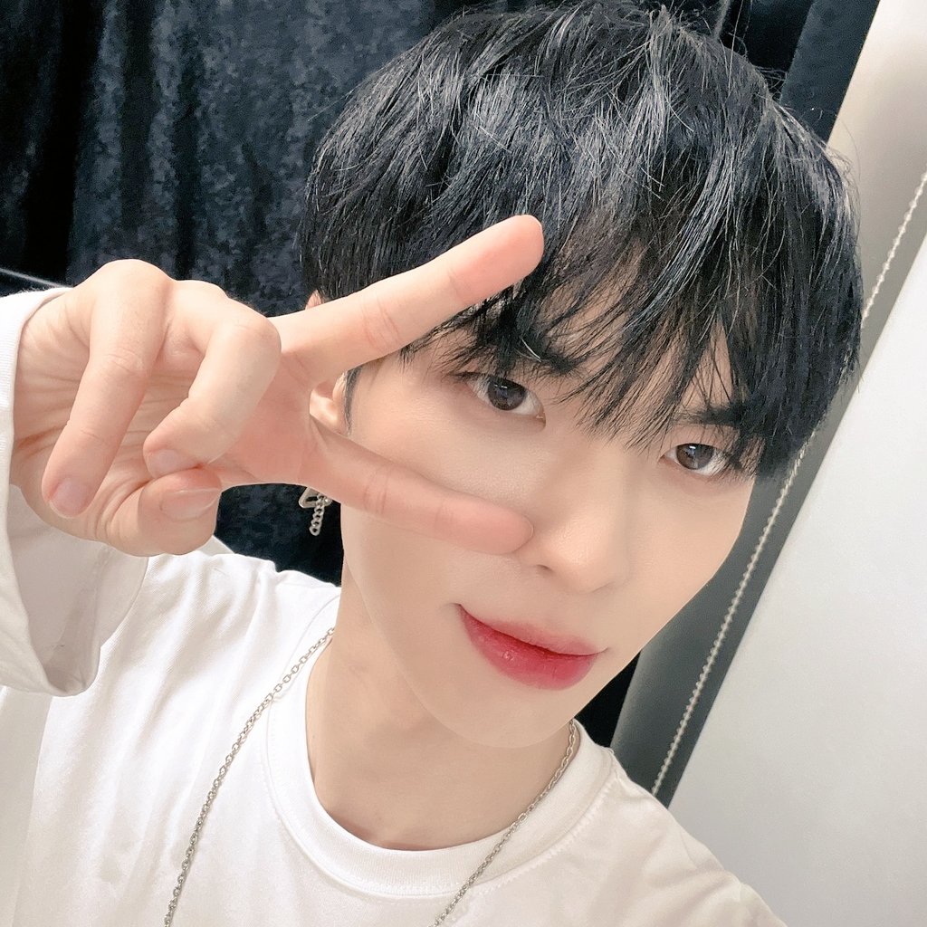 Crash into you ❤️‍🔥

#cix #fsd #fixselcaday
 #byounggon #씨아이엑스 
 #CIX458