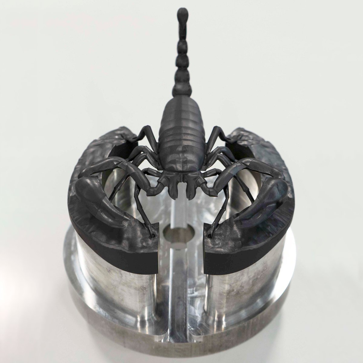 mc_mits's tweet image. The OPS V550 never fails to impress 🤩 take a look at this sweet scorpion piece we made with it! 

#scorpion #socool #machining #artpiece #amazing #art #metalart #milling #satisfying #artistic #imtschicago #imts2022 #imts #tradeshow