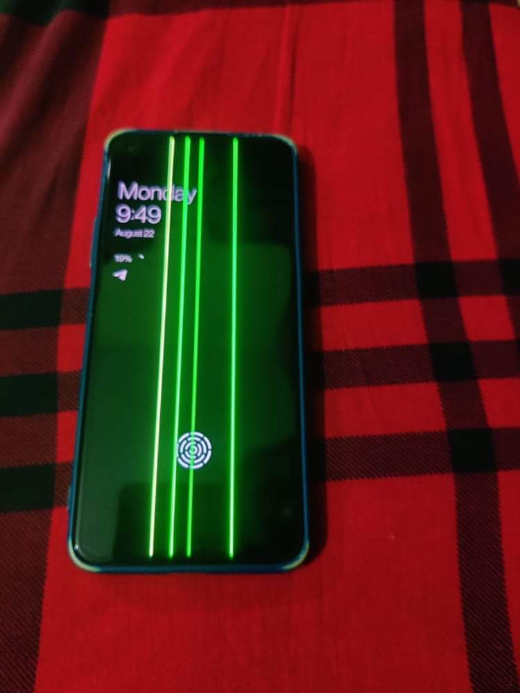 Lokibur's tweet photo. @oneplus Don't buy any OnePlus phone. They do not provide after selling service.
I live in Bangladesh. They refused to repair display issues. Where Samsung, iPhone and many brand repair free or half shared. But OnePlus doesn't take any steps.
@oneplus ,@oppo and @realmeIndia are the same. https://t.co/70RB4CnyMi