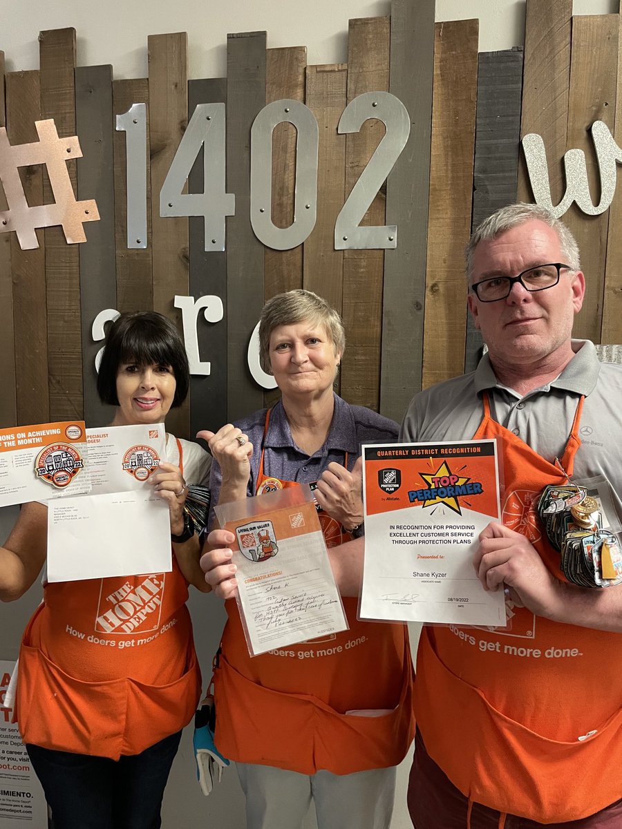 Judy Nuckolls (@judyspug1402) on Twitter photo Meet our Specialist of the Month Becky and our Quarterly Award winner Shane for HDPP. 1402 ROCKS!!!!! <a href="/IanSandsHD/">Ian</a> <a href="/dmitriyshevc11/">Dmitriy Shevchenko</a> <a href="/Tamayo08Arianna/">αrιαɴɴα тαмαyo🌸</a> @cjaym_dsm Meet our Specialist of the Month Becky and our Quarterly Award winner Shane for HDPP. 1402 ROCKS!!!!! <a href="/IanSandsHD/">Ian</a> <a href="/dmitriyshevc11/">Dmitriy Shevchenko</a> <a href="/Tamayo08Arianna/">αrιαɴɴα тαмαyo🌸</a> @cjaym_dsm