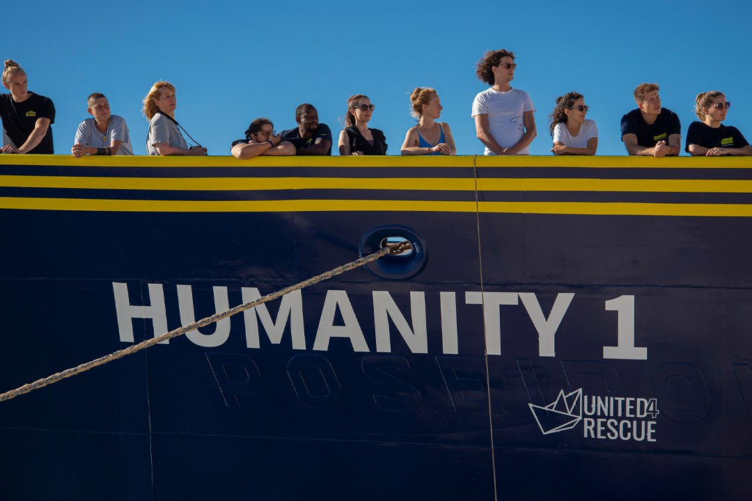 Wir sind alle noch ergriffen von der #Schiffstaufe der #Humanity1 am Freitag. Zur großen Freude mischt sich die Betroffenheit, dass wir als zivile Akteure überhaupt im zentralen #Mittelmeer unterwegs sein müssen, um dem Sterben dort etwas entgegenzusetzen.