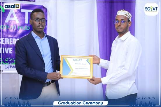 SOYAThub's tweet photo. It was a great pleasure &amp; honor for us to award certificates to the academics, entrepreneurs who have supported SOYAT Hub programs.
We honored to certified Mr. Abdullahi Mustaqbal  the best mentor  award Certificate.

#creativity
#LeadingInnovations 
#SOYATHub #SOYATHub2022 https://t.co/WheffQopBM