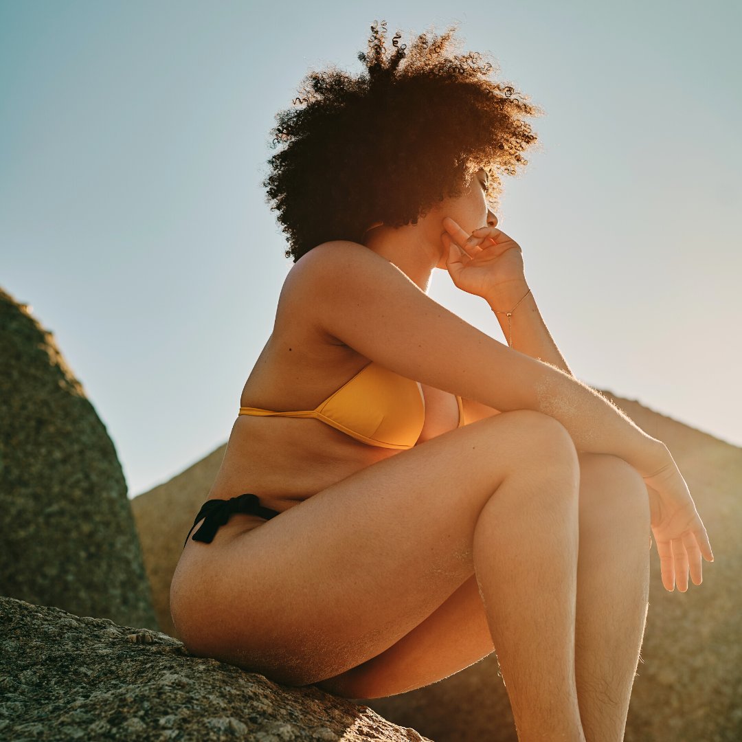 CanzonCBD's tweet photo. Sunlight ☀️ is essential for our health &amp; well-being. And with our new Beautiful Aging line of #CBD and Algae, your skin will also get the protection it needs. Algae contains astaxanthin, a powerful #antioxidant known to shield against damaging UV rays &amp; slow down signs of aging. https://t.co/35H7927AsT