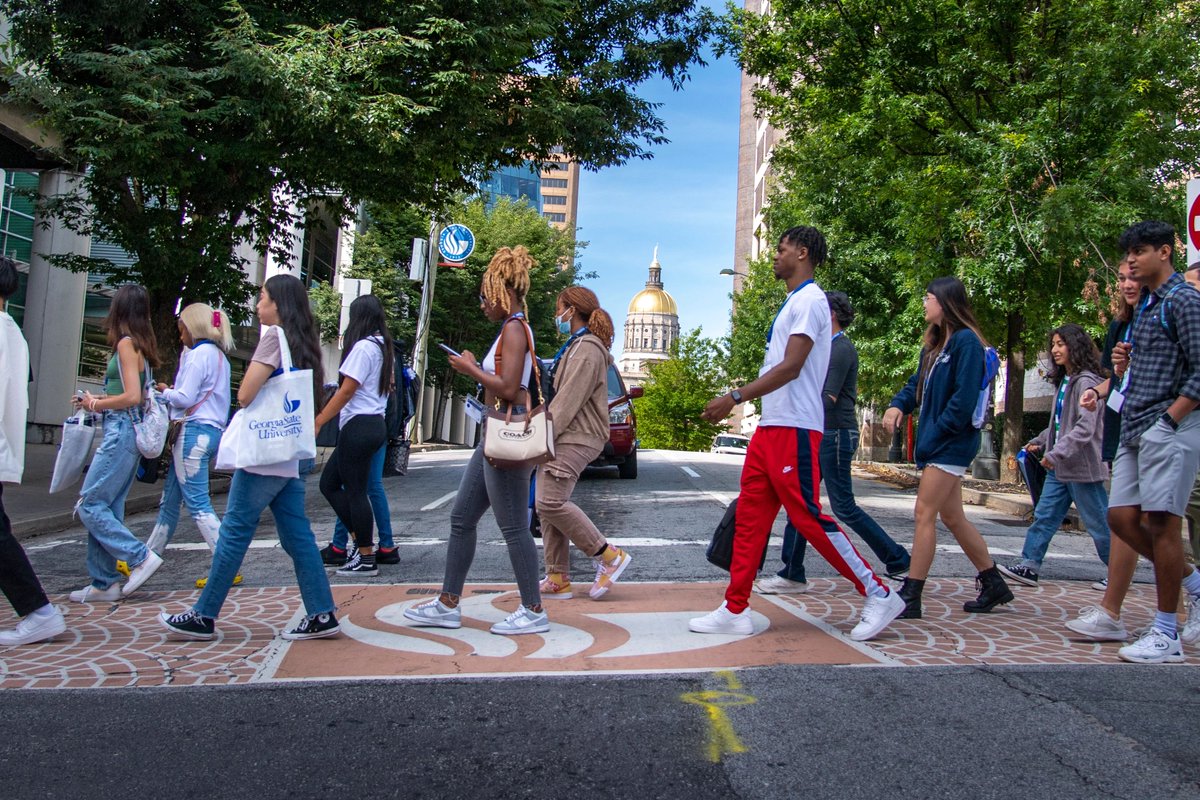 GSU_Housing's tweet photo. Welcome back #PantherFamily! Happy first day of classes, we hope that the start of your semester runs smoothly #TheStateWay https://t.co/jmCyccXAqP