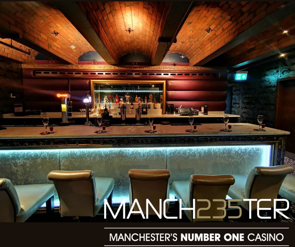 MANCH235TER's tweet image. 🍹Masterclass Monday🍹

We are all set up for a Cocktail Masterclass in our exclusive Icon Lounge!

Visit bit.ly/3T51OYd to find out more...

T&amp;amp;Cs apply. begambleaware.org drinkaware.co.uk 18+
#cocktails #cocktailmasterclass #nightout #manchester235